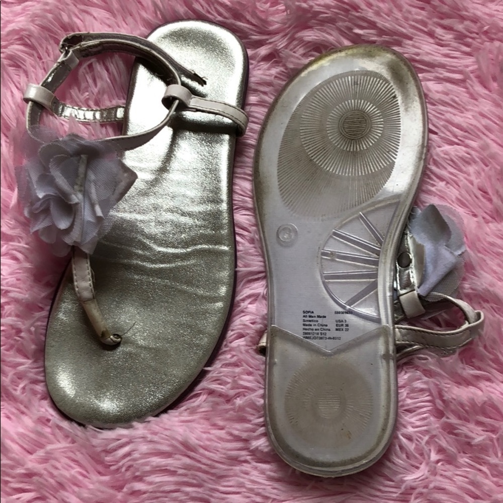 Sandals - Picture 3 of 4
